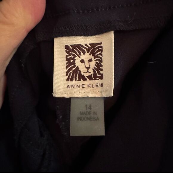 . Adrienne Vittadini button down tunic‎ size L. - Picture 4 of 5